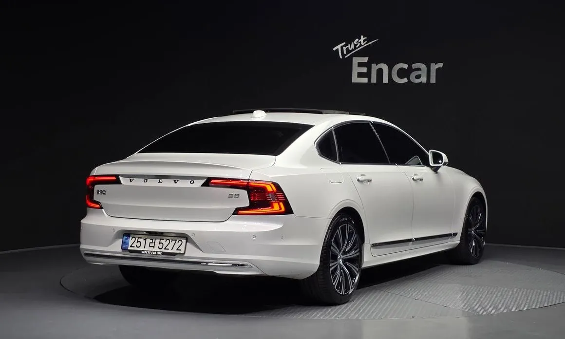 Volvo S90 — фото 5