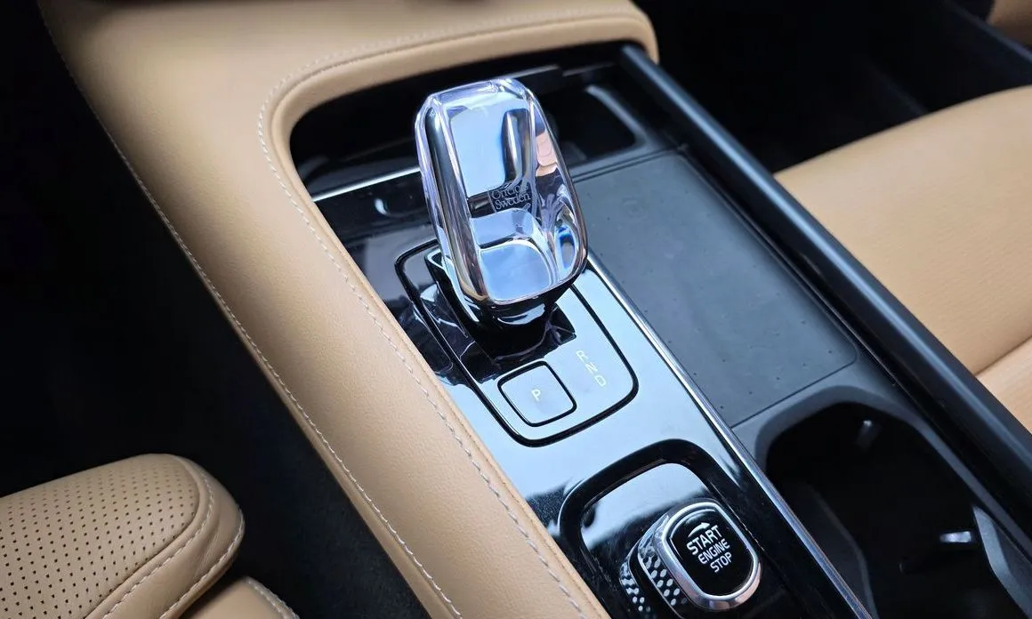 Volvo S90 — фото 9