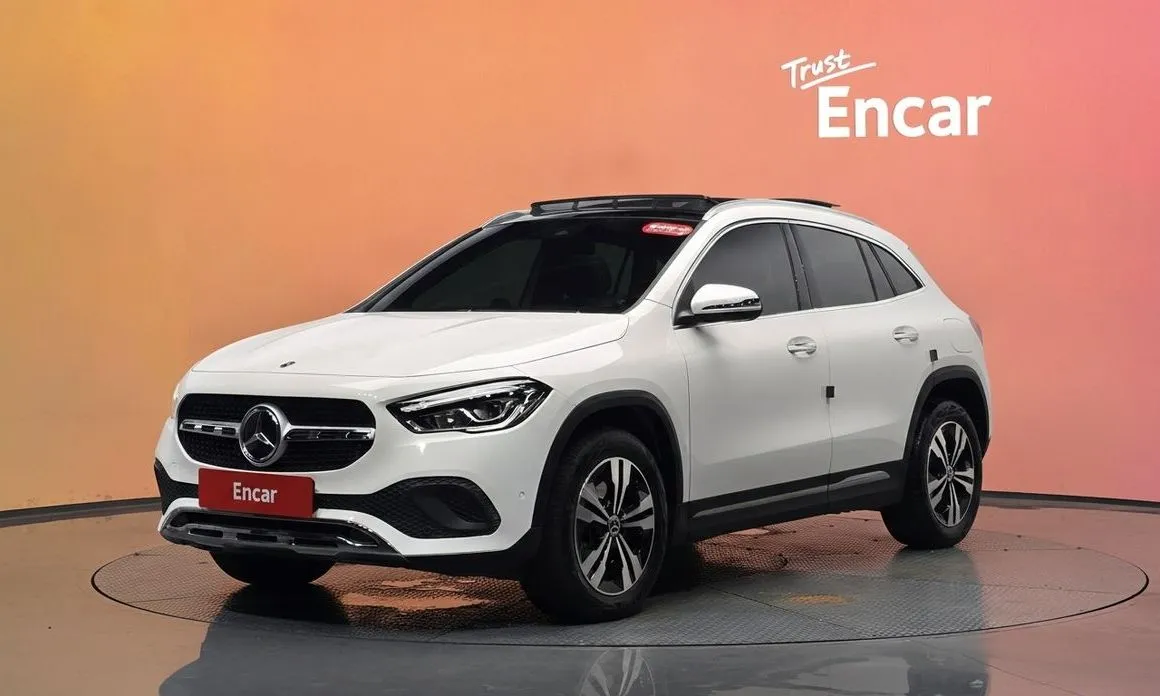 Mercedes-Benz GLA-Class — фото 1