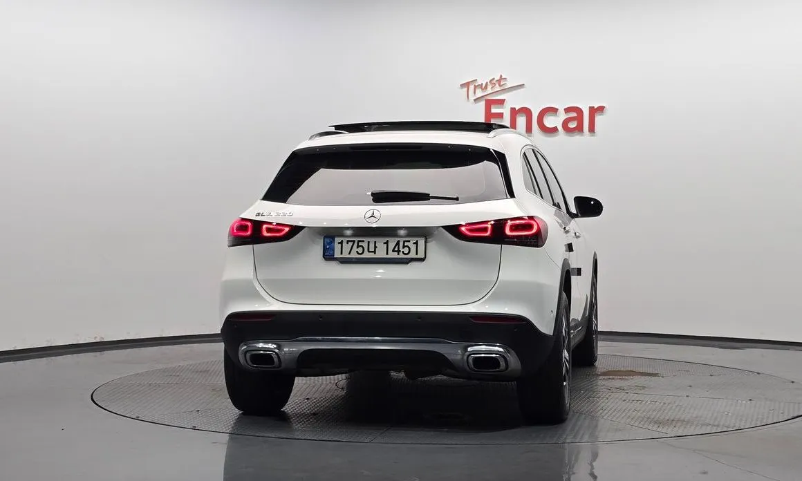 Mercedes-Benz GLA-Class — фото 8