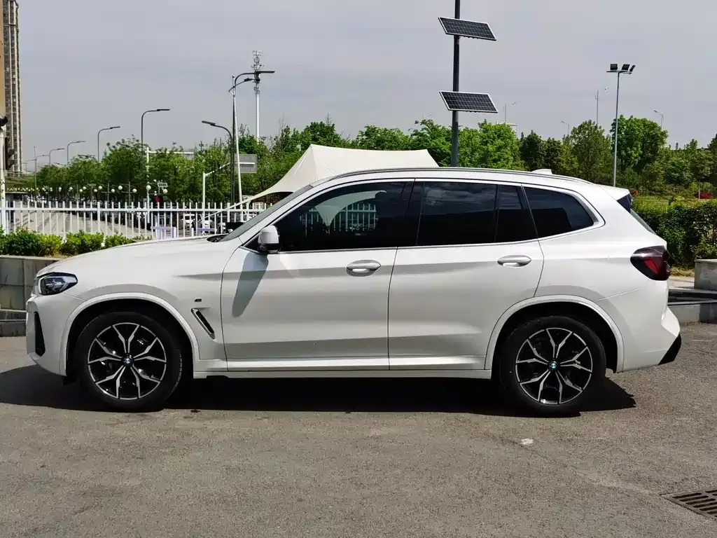 BMW X3 — фото 2