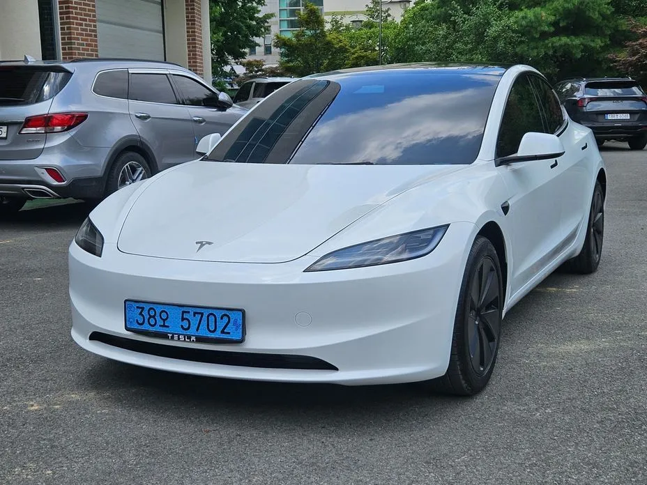 Tesla Model 3 — фото 10