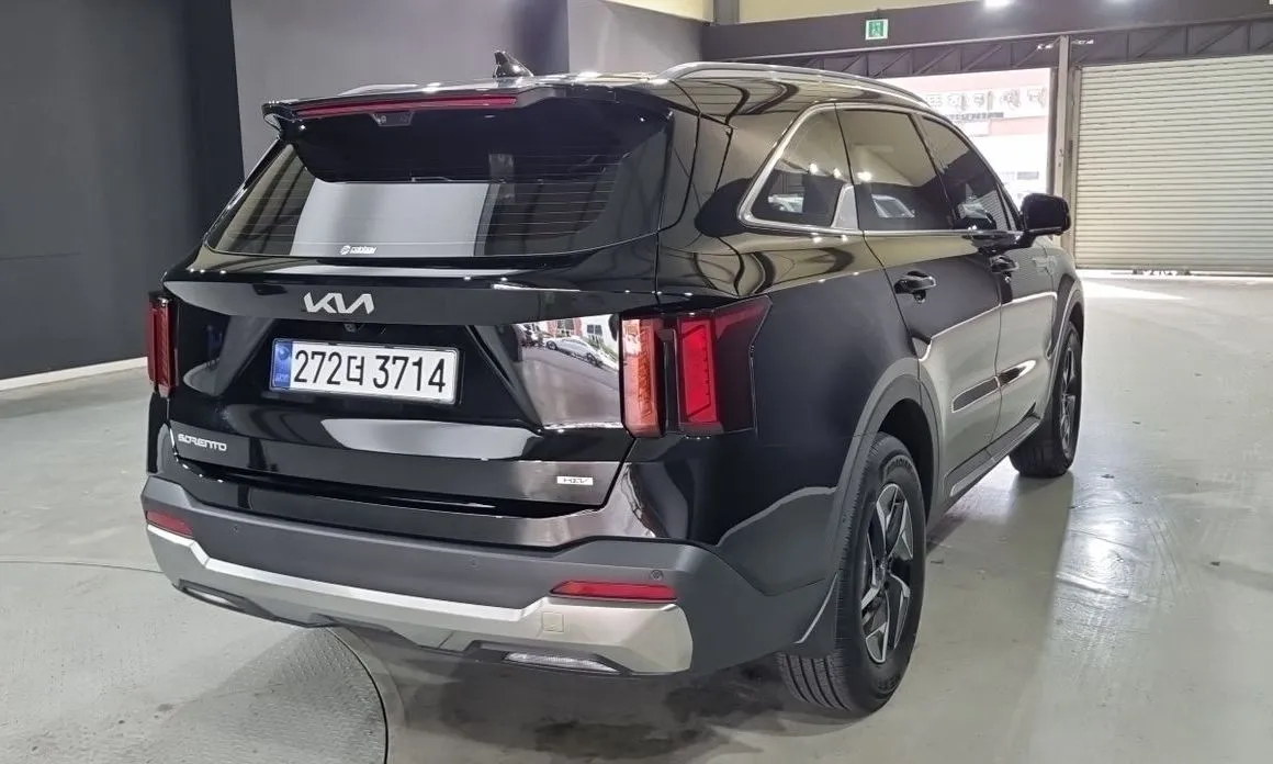 Kia Sorento — фото 8