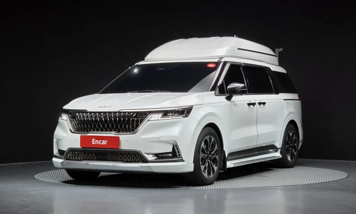 Kia Carnival — фото 1