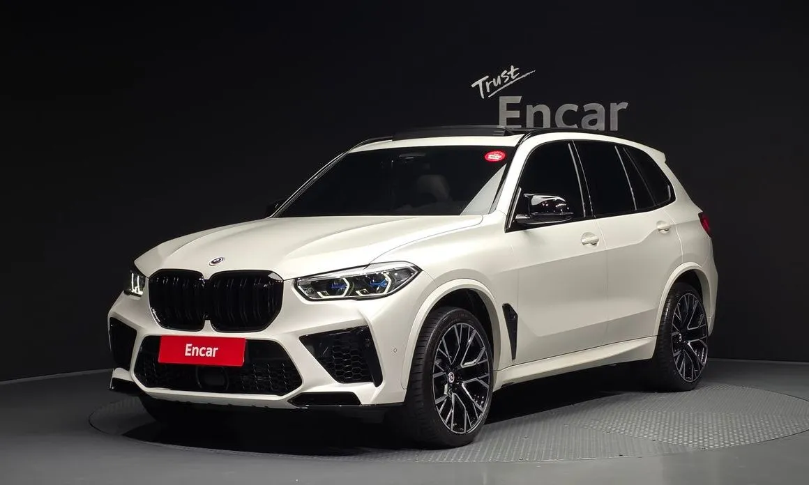BMW X5M — фото 1