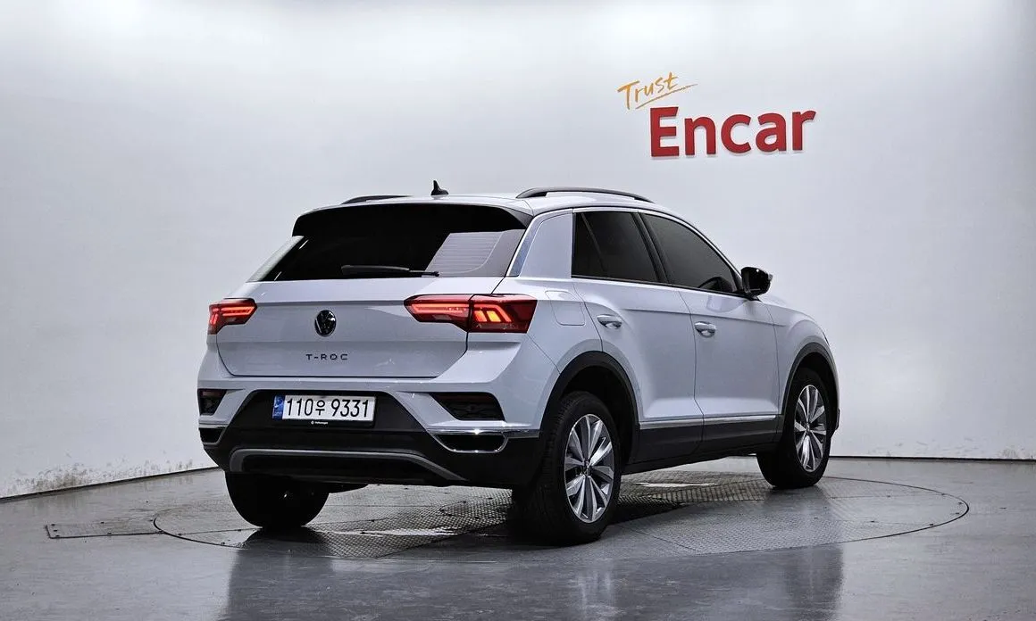 Volkswagen T-Roc — фото 4