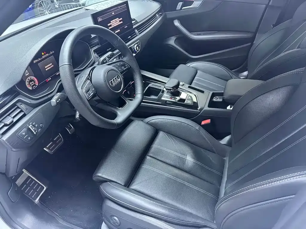 Audi A4L — фото 5