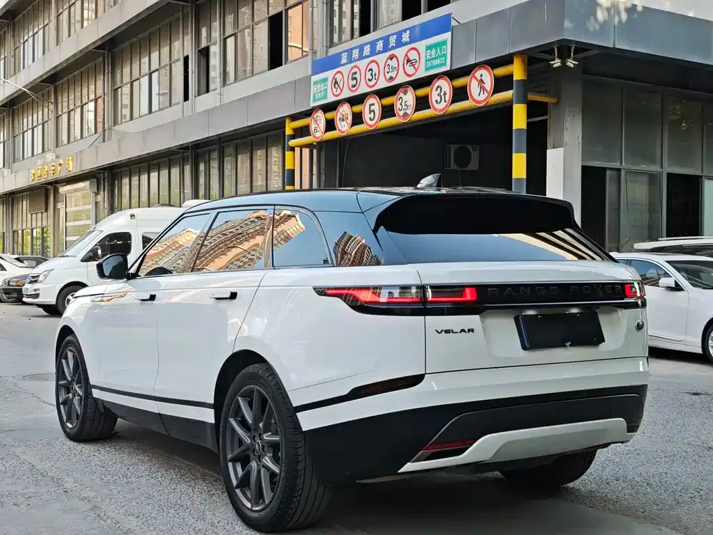 Land Rover Velar — фото 9