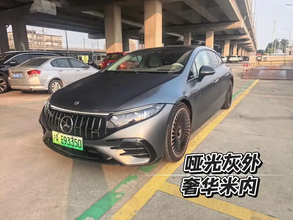 Mercedes-Benz EQS AMG — фото 1