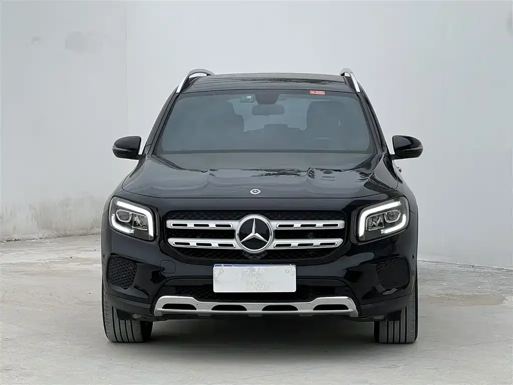 Mercedes-Benz GLB — фото 3