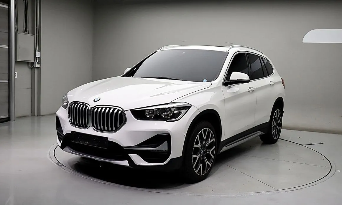 BMW X1 — фото 1