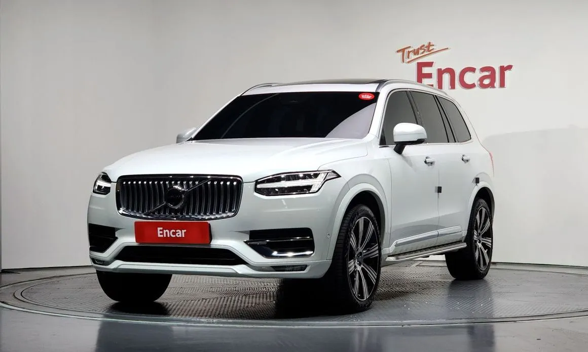 Volvo XC90 — фото 1