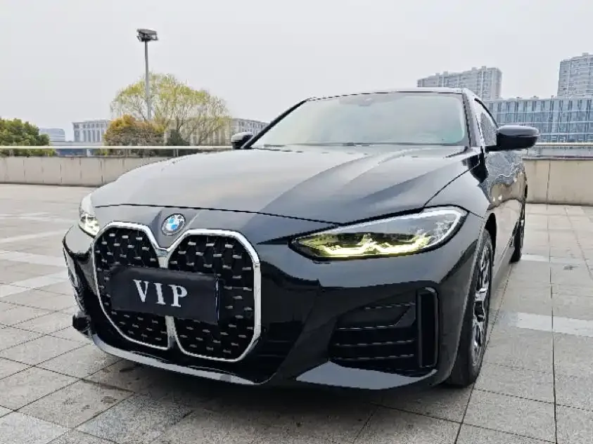 BMW 4 Series — фото 1