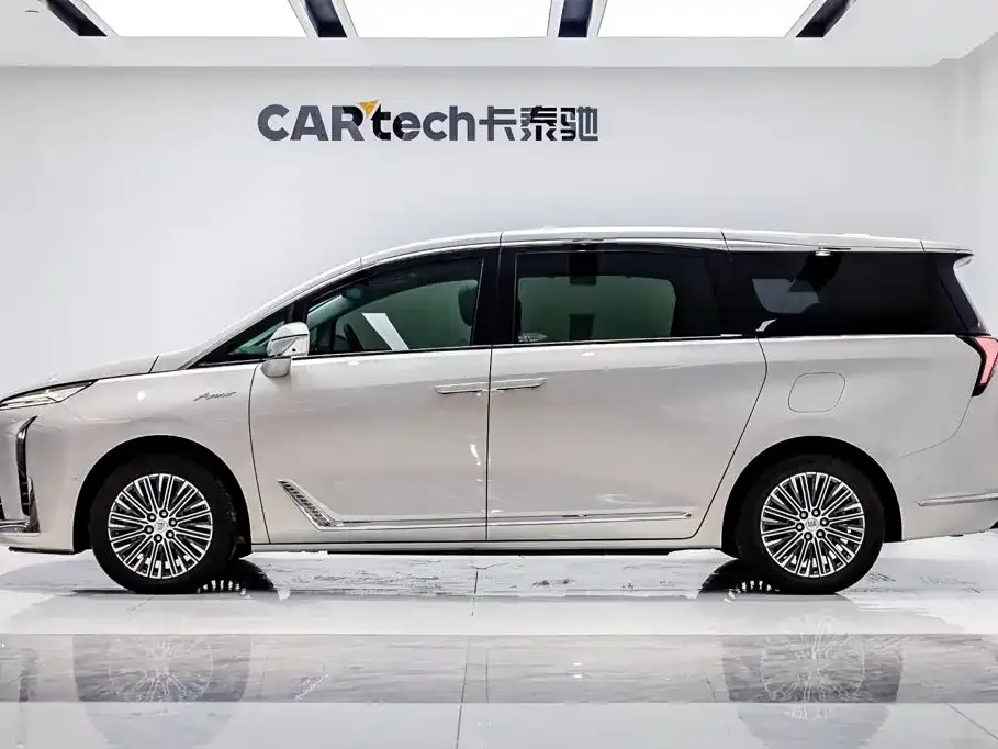 Buick GL8 Hybrid — фото 2