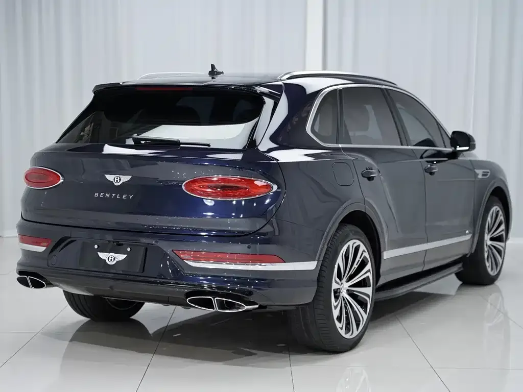 Bentley Bentayga — фото 7