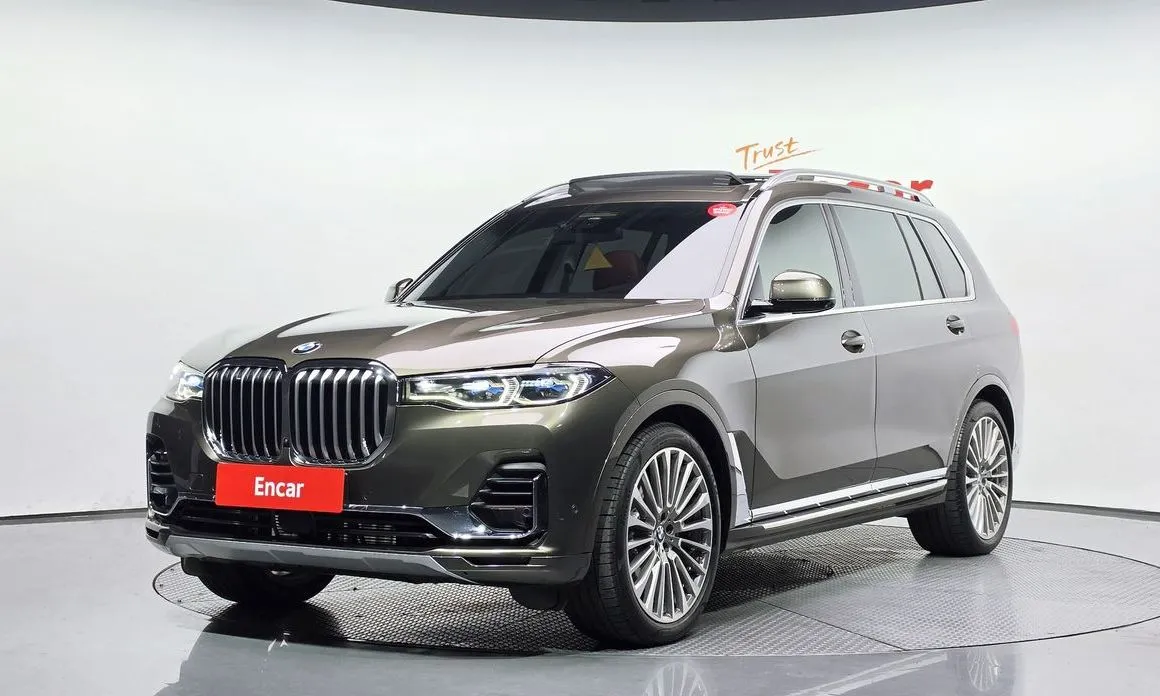 BMW X7 — фото 1