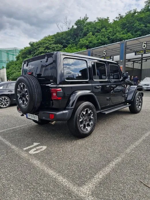 Jeep Wrangler — фото 3