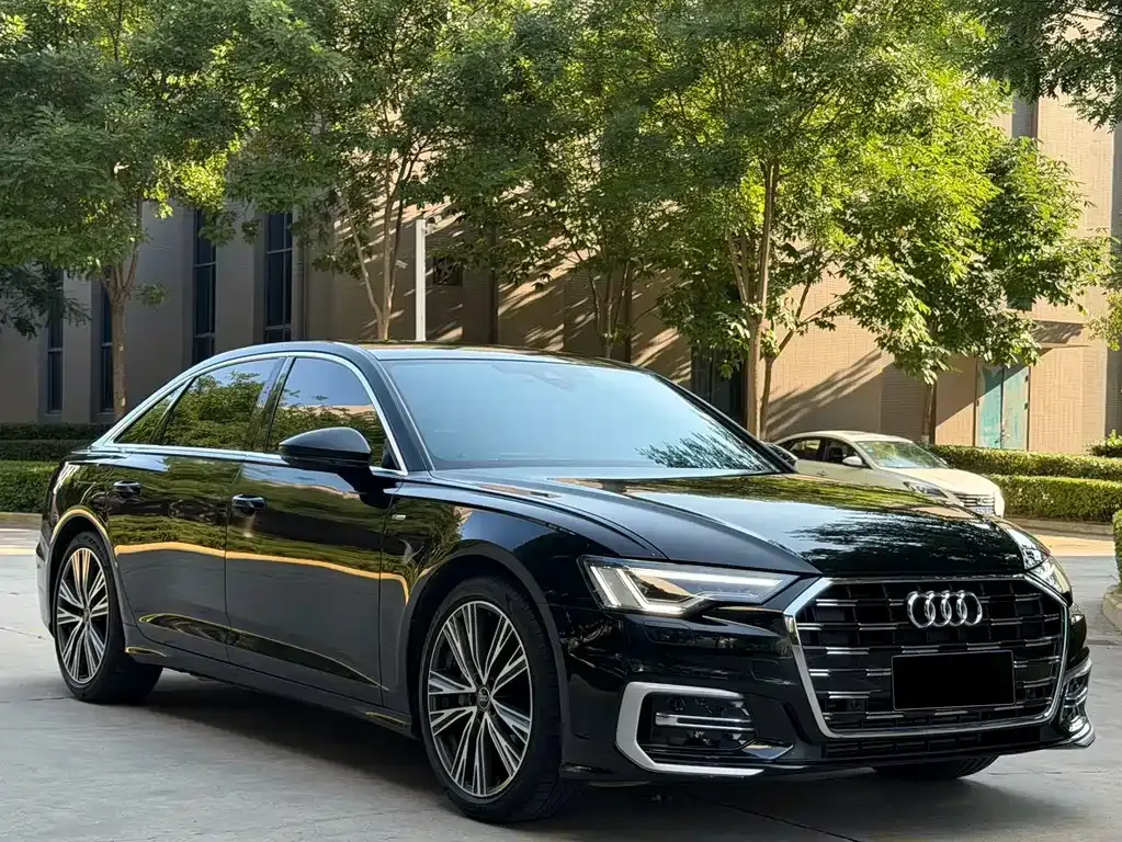 Audi A6L — фото 9