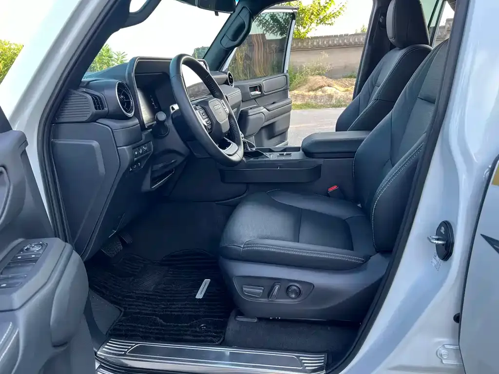 Toyota Prado — фото 2