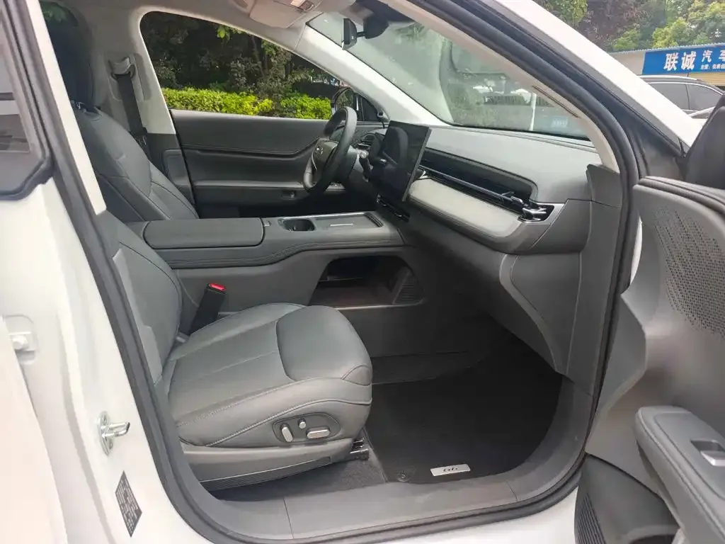 XPeng G6 — фото 6