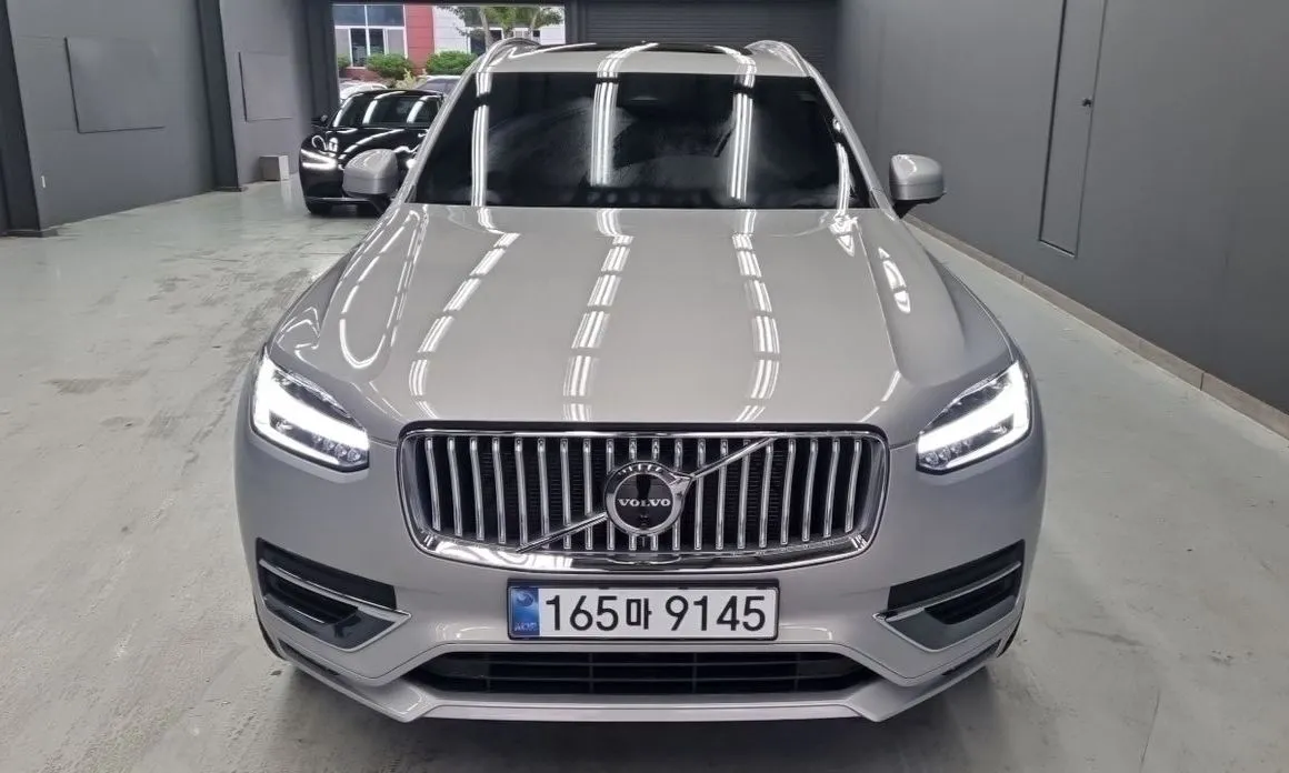 Volvo XC90 — фото 1