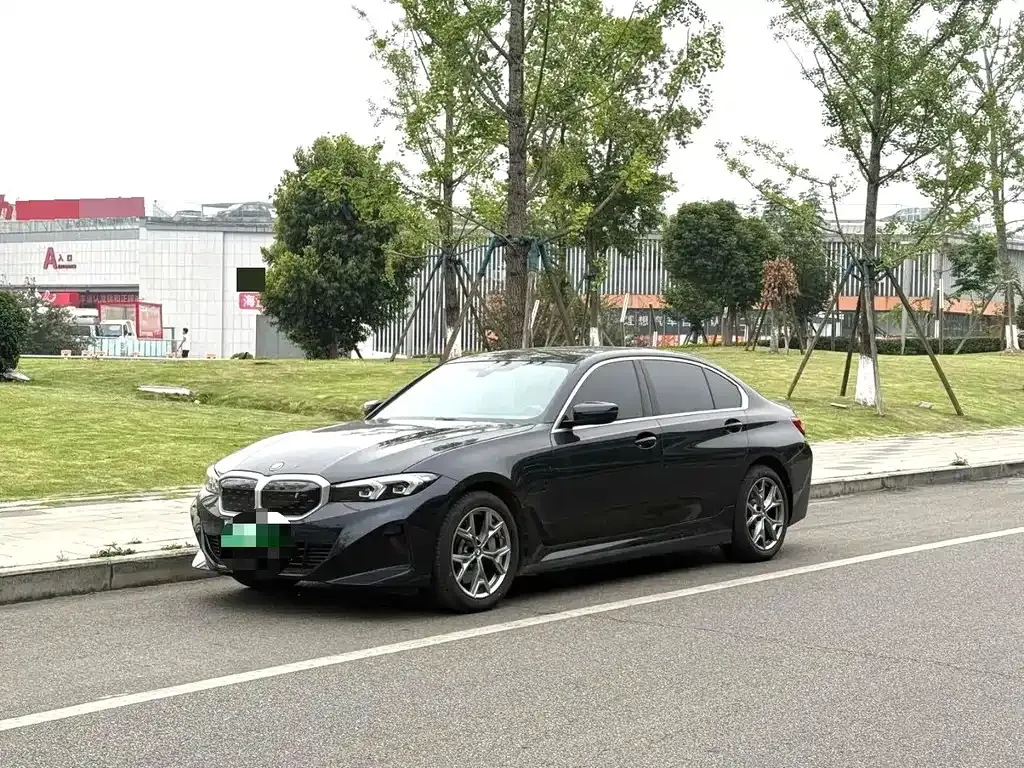 BMW i3 — фото 1