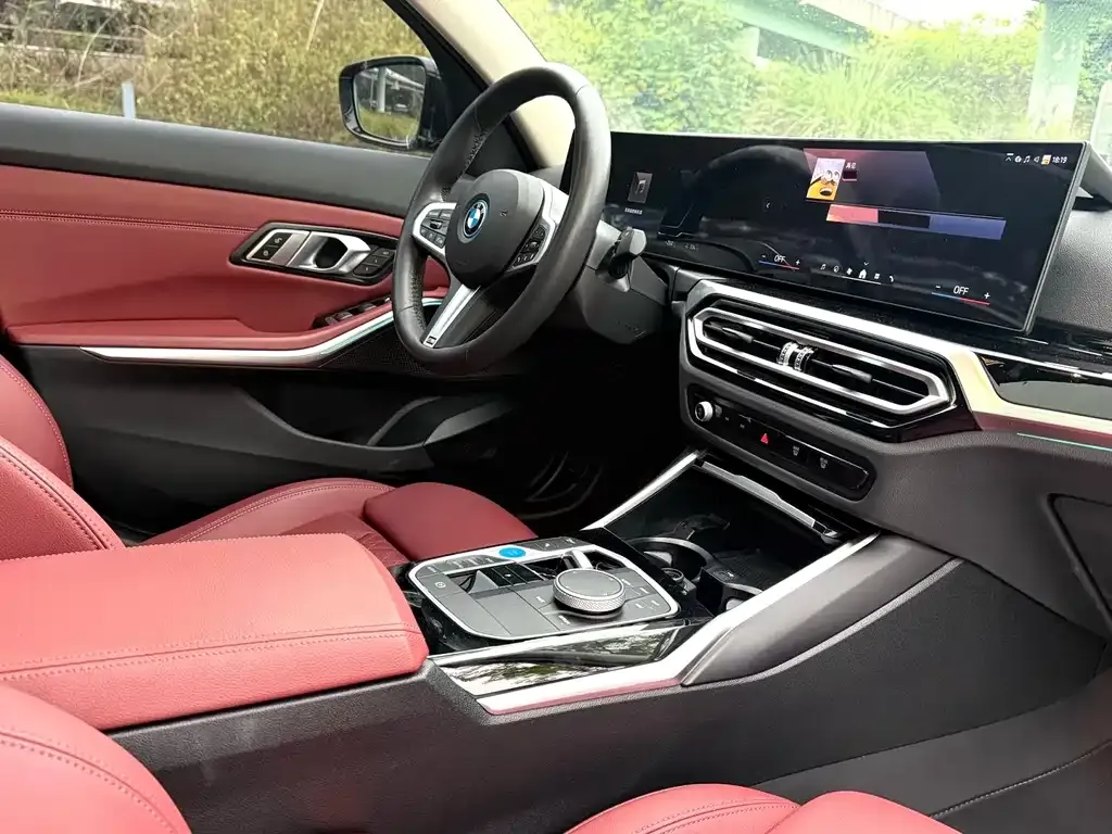 BMW i3 — фото 4