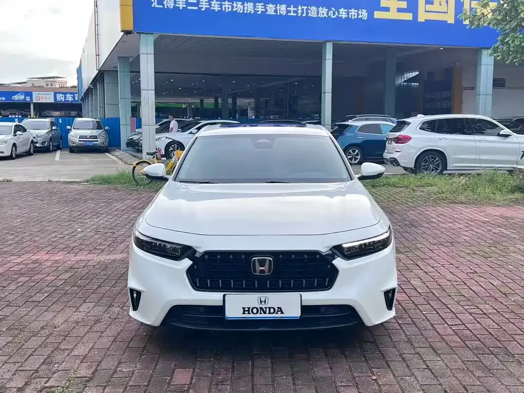 Honda Inspire — фото 4
