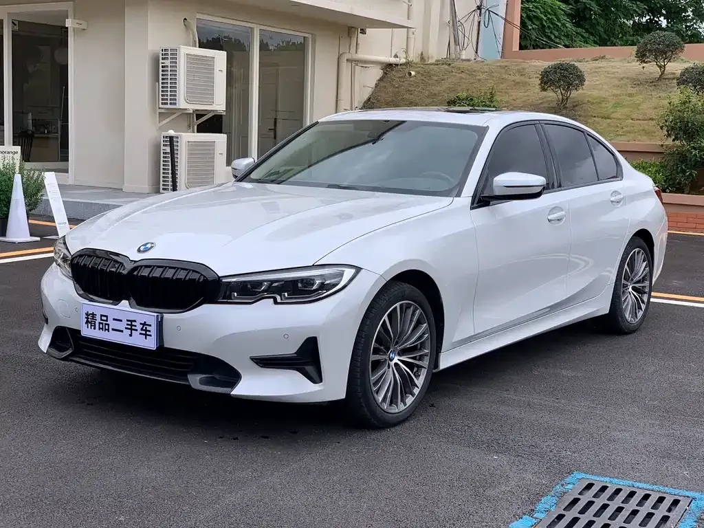 BMW 3 Series — фото 1