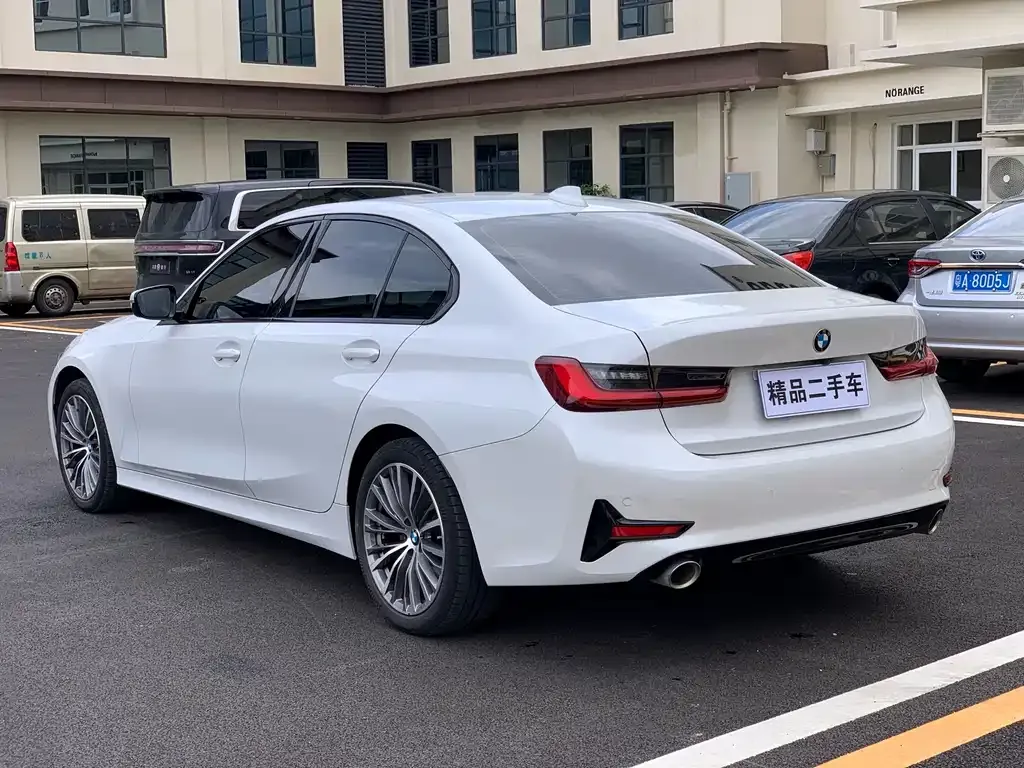 BMW 3 Series — фото 10