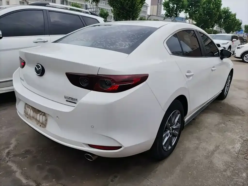 Mazda 3 Axela — фото 4