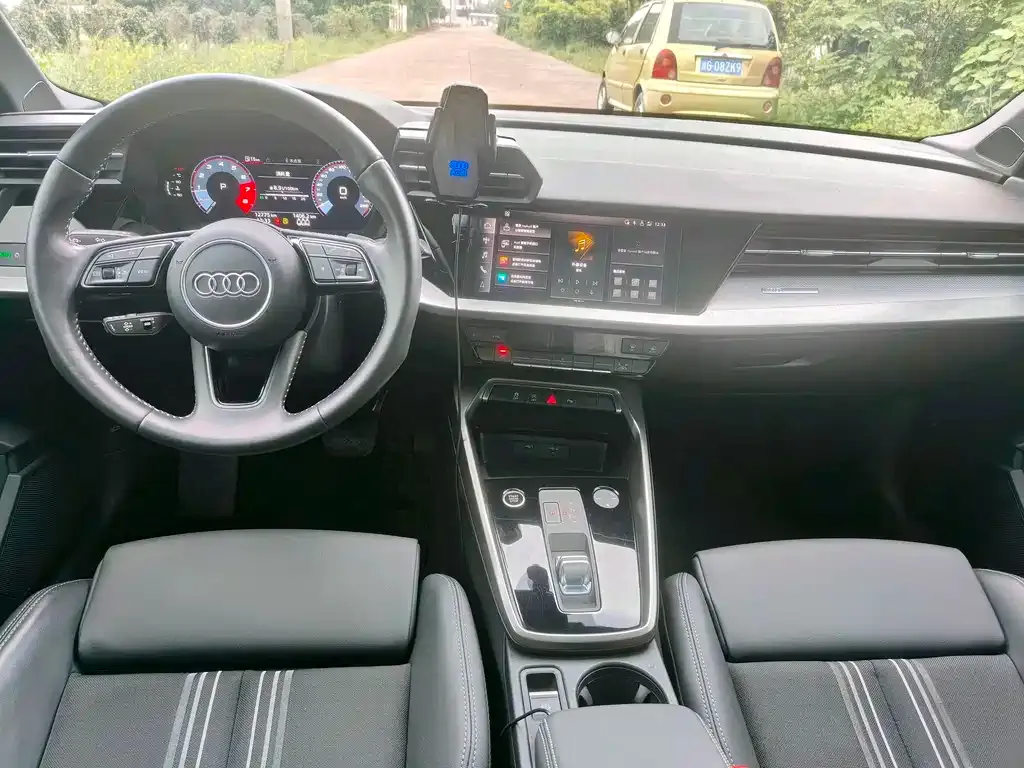 Audi A3 — фото 3
