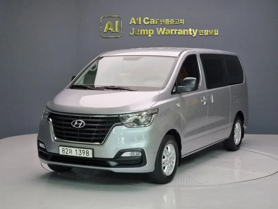 Hyundai Starex — фото 1