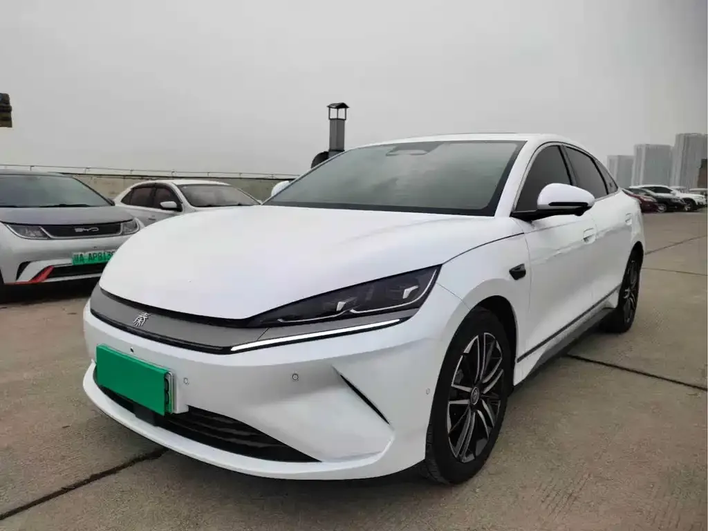 BYD Qin L — фото 1
