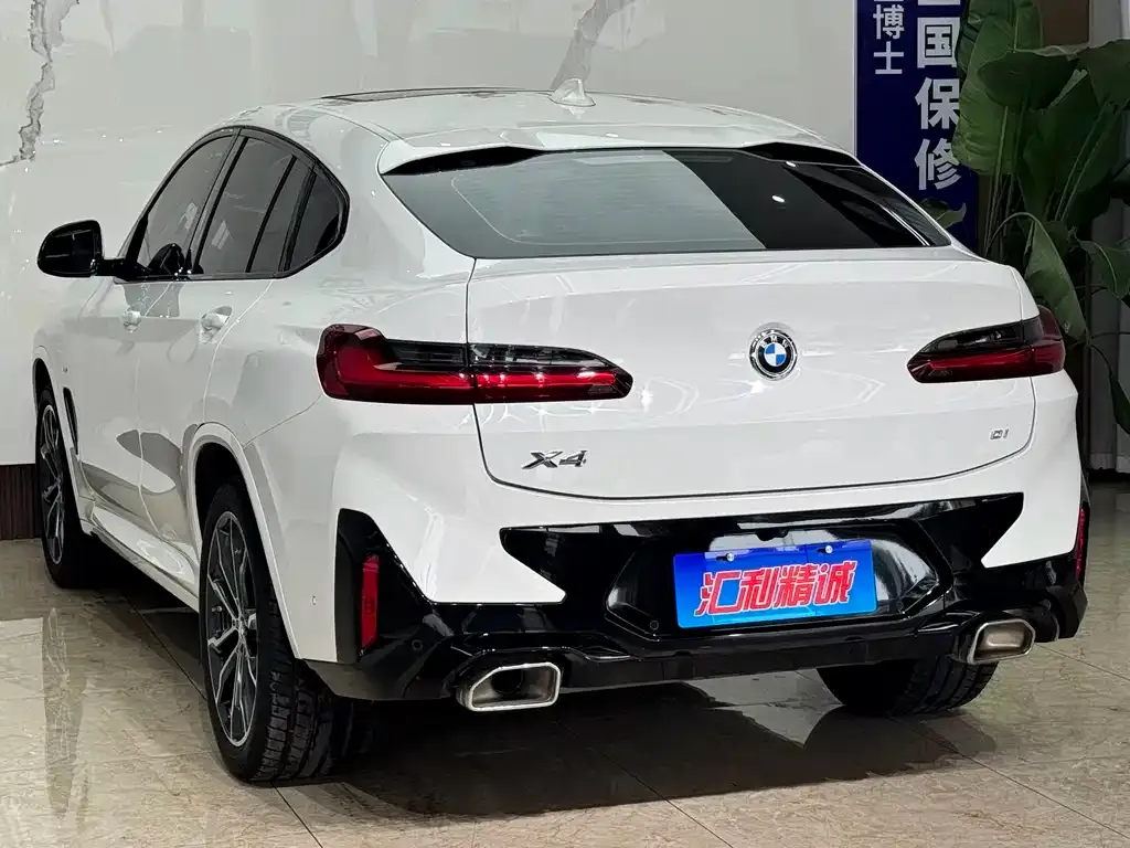 BMW X4 — фото 9