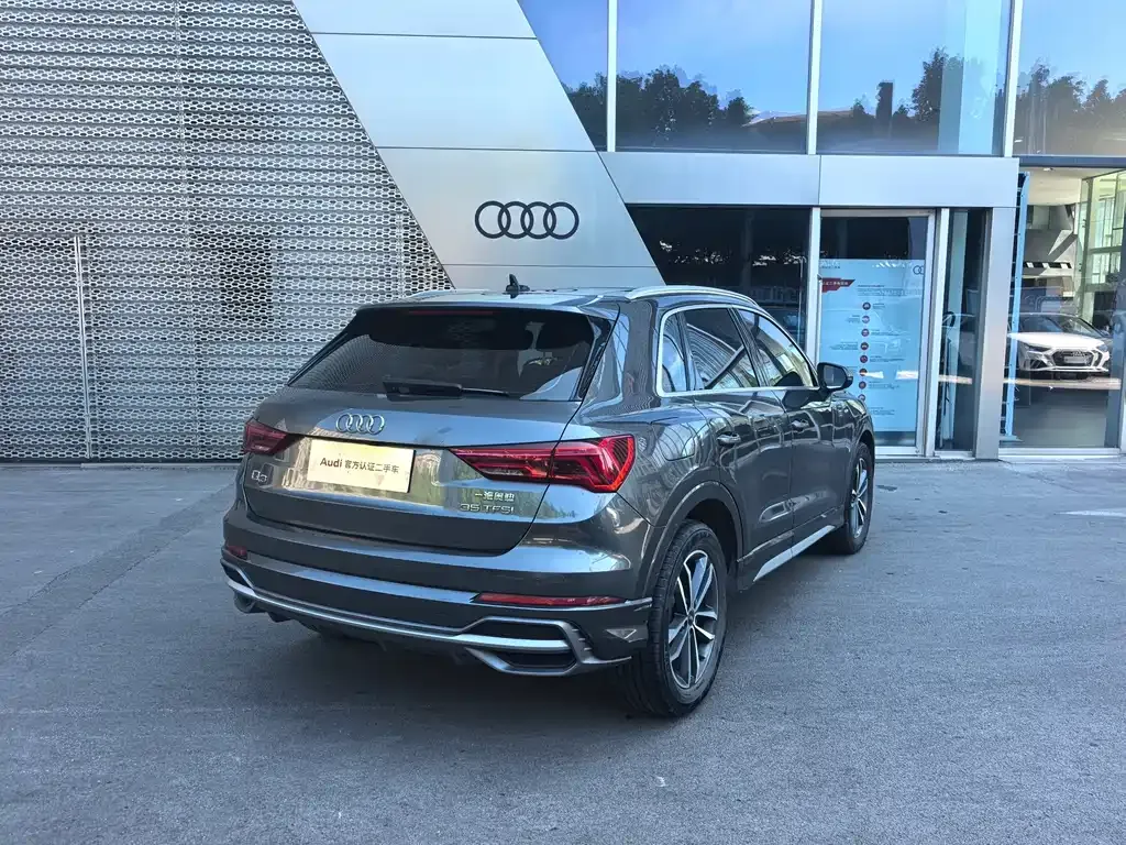 Audi Q3 — фото 6