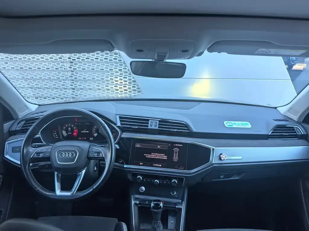 Audi Q3 — фото 2