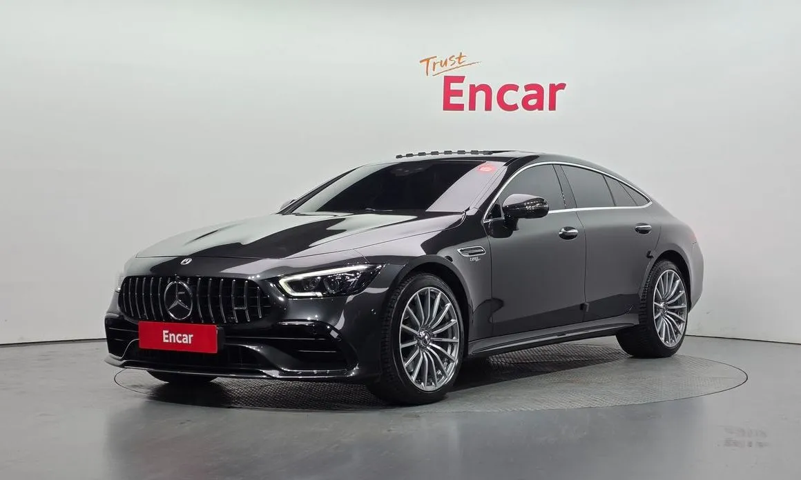 Mercedes-Benz AMG GT — фото 1