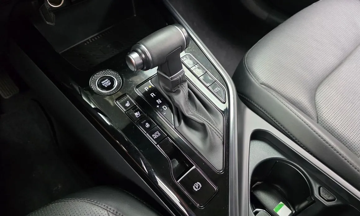 Kia Niro — фото 10