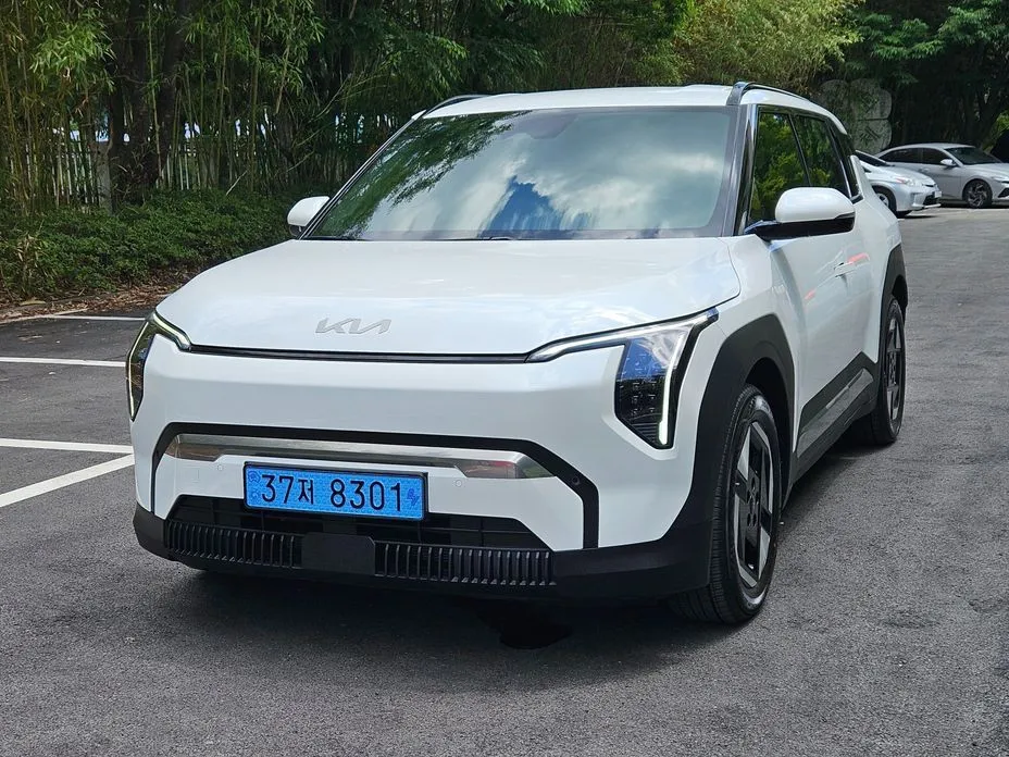 Kia EV3 — фото 4