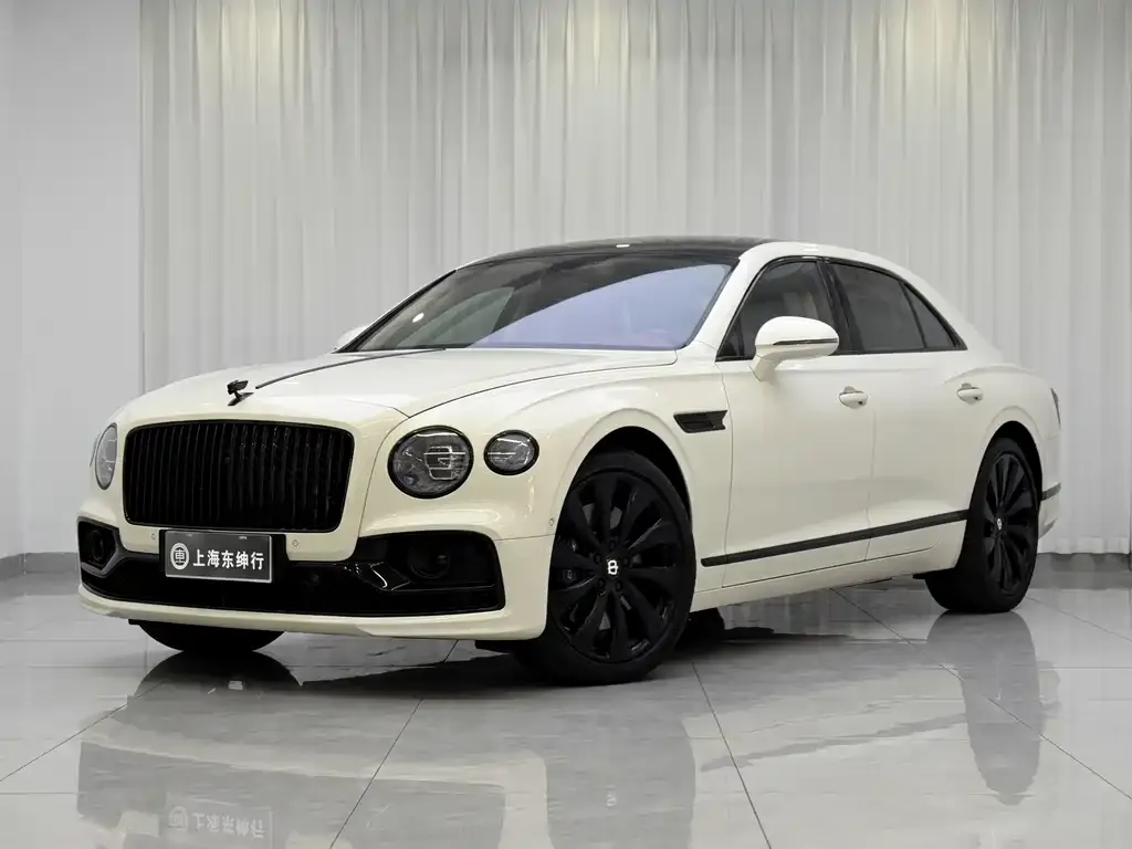 Bentley Flying Spur — фото 1