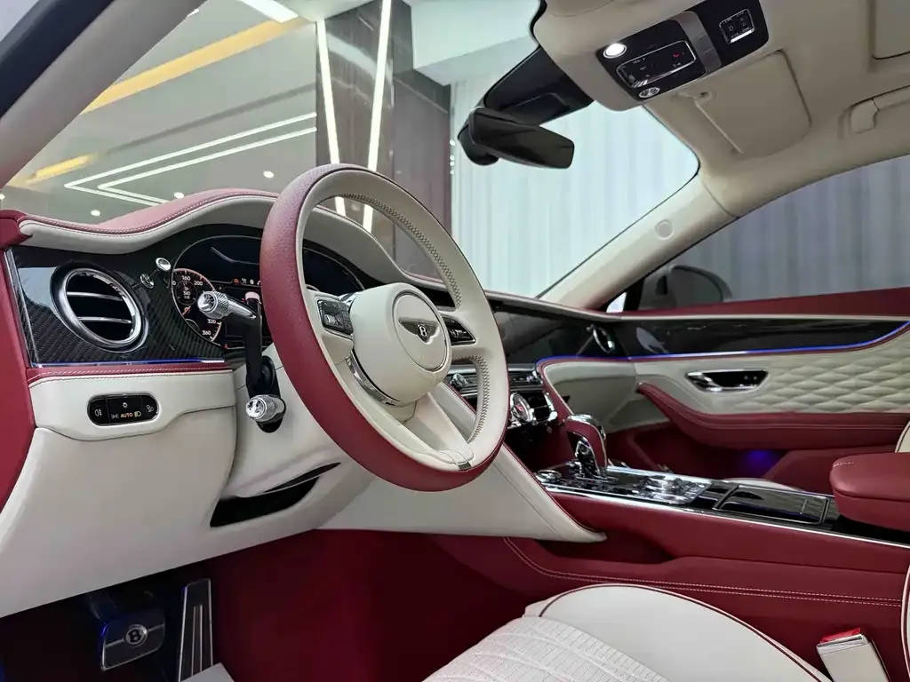 Bentley Flying Spur — фото 7