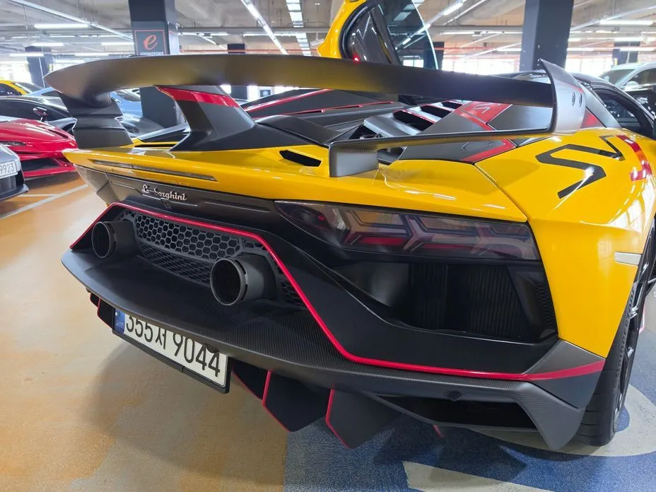 Lamborghini Aventador — фото 6
