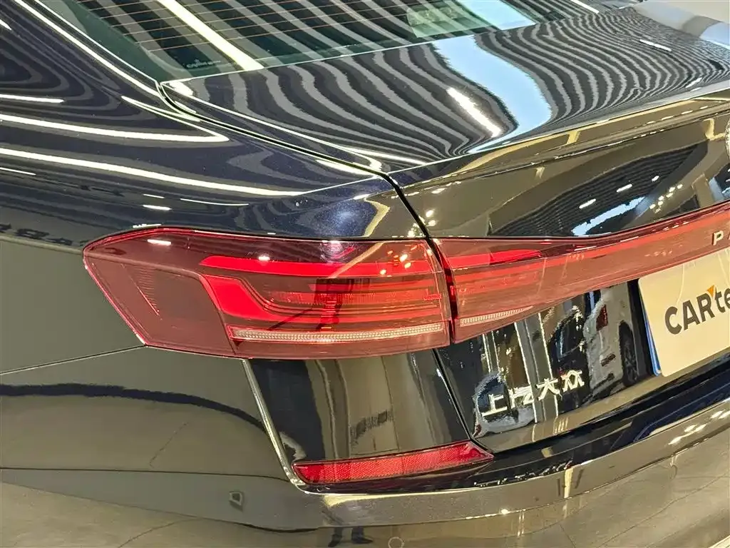 Volkswagen Passat — фото 4
