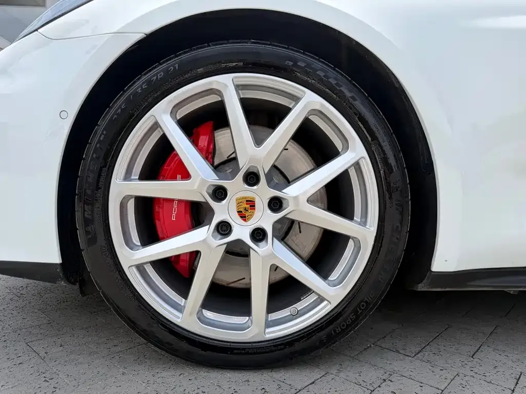 Porsche Panamera Hybrid — фото 6