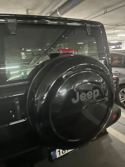 Jeep Wrangler — фото 4