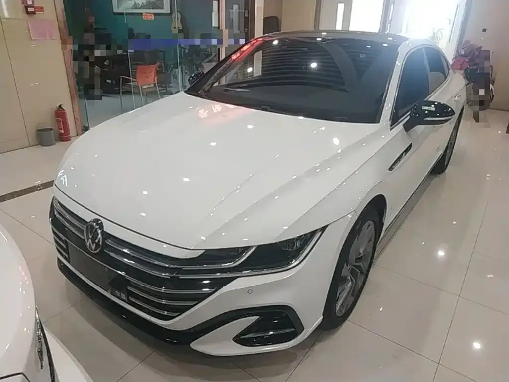 Volkswagen CC — фото 1