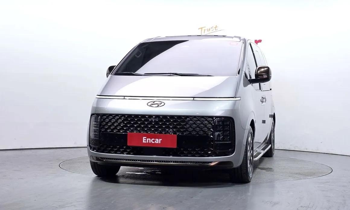 Hyundai Staria — фото 2