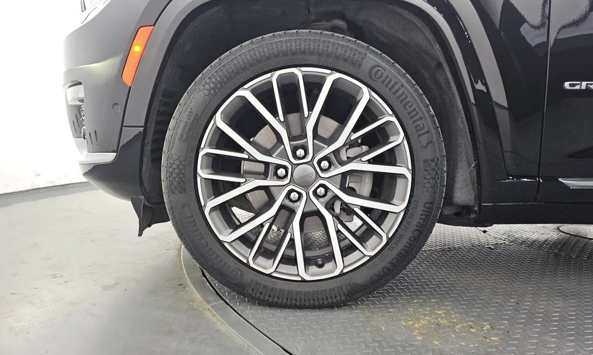 Jeep Cherokee — фото 9