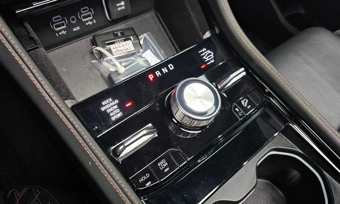Jeep Cherokee — фото 8